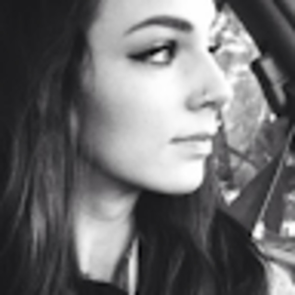 Meet your Posher, Rachael - Picture 1 of 1